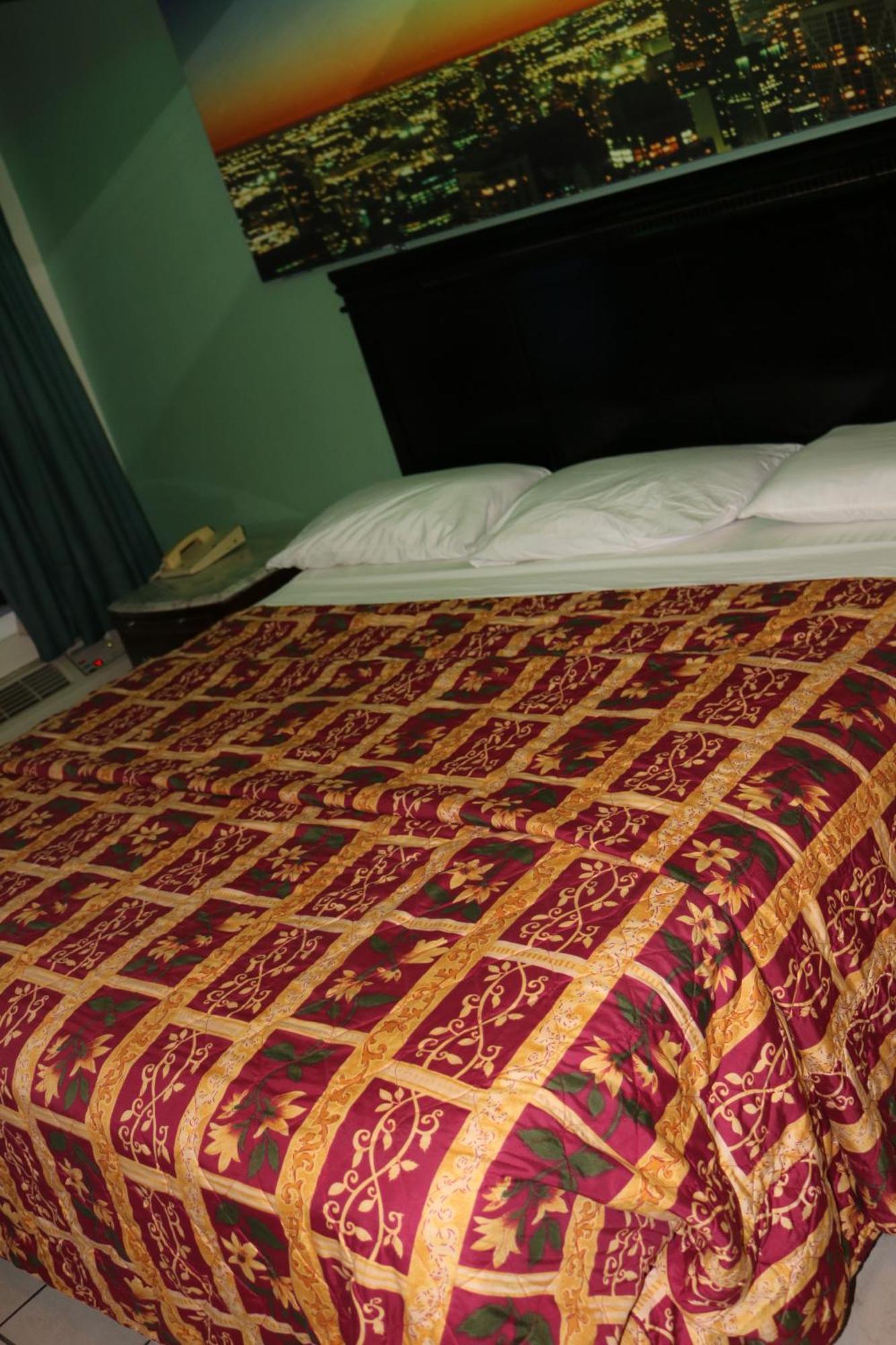 אוק לון Miami Inn & Suites מראה חיצוני תמונה