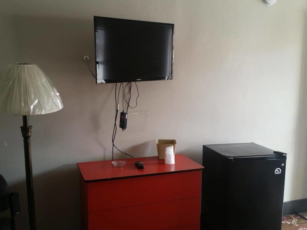 אוק לון Miami Inn & Suites מראה חיצוני תמונה