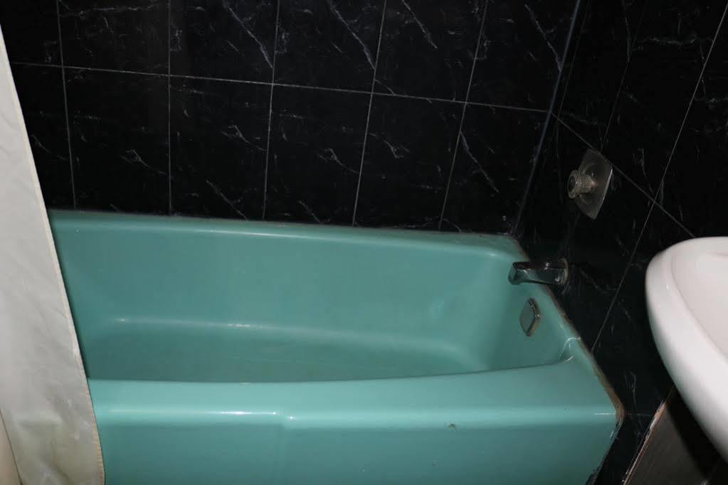אוק לון Miami Inn & Suites מראה חיצוני תמונה